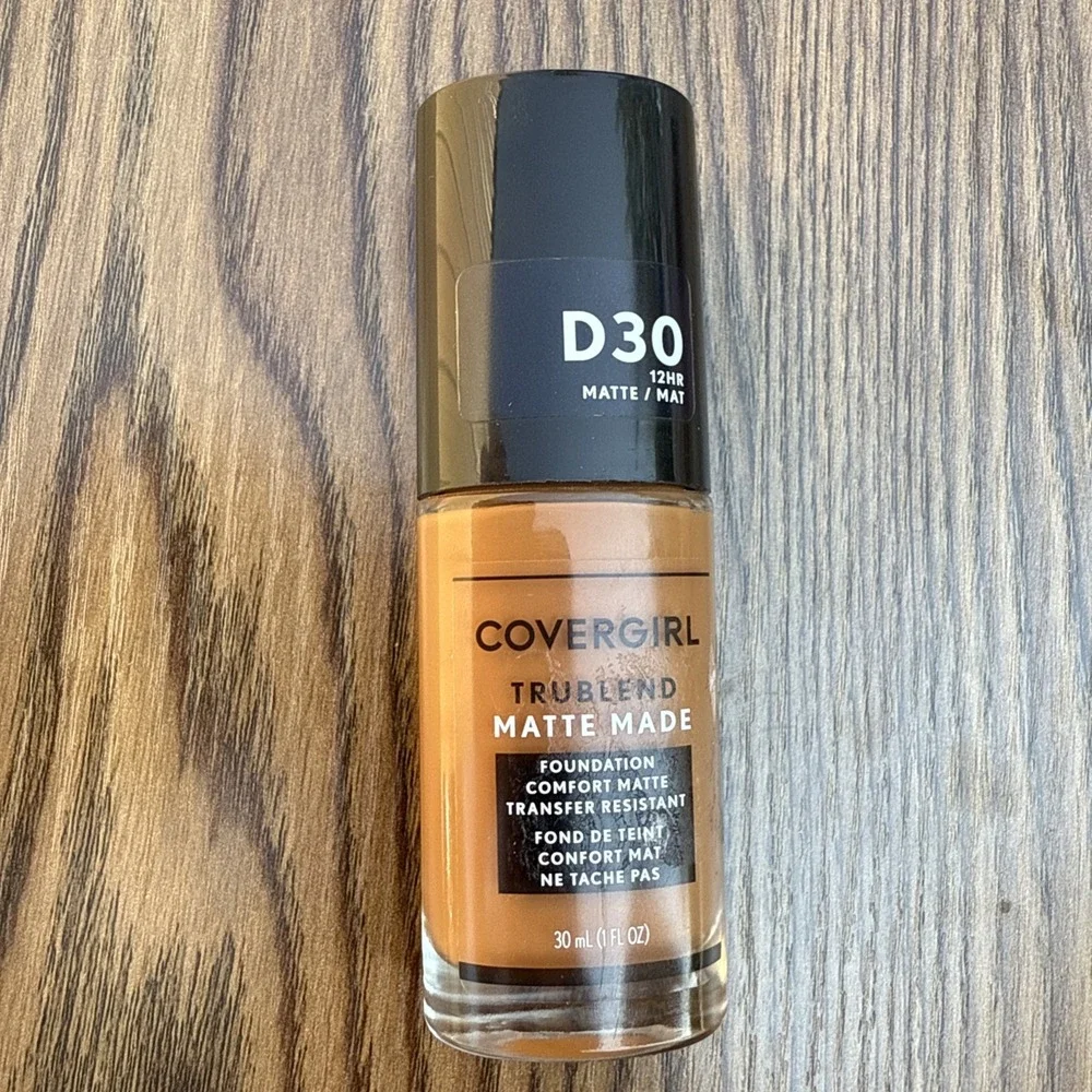 Covergirl-‎ TruBlend-Matte Made-Liquid Foundation-D30 BRONZE-PUMP TOP!